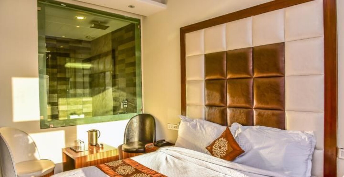 Hotel Whispering Winds_2